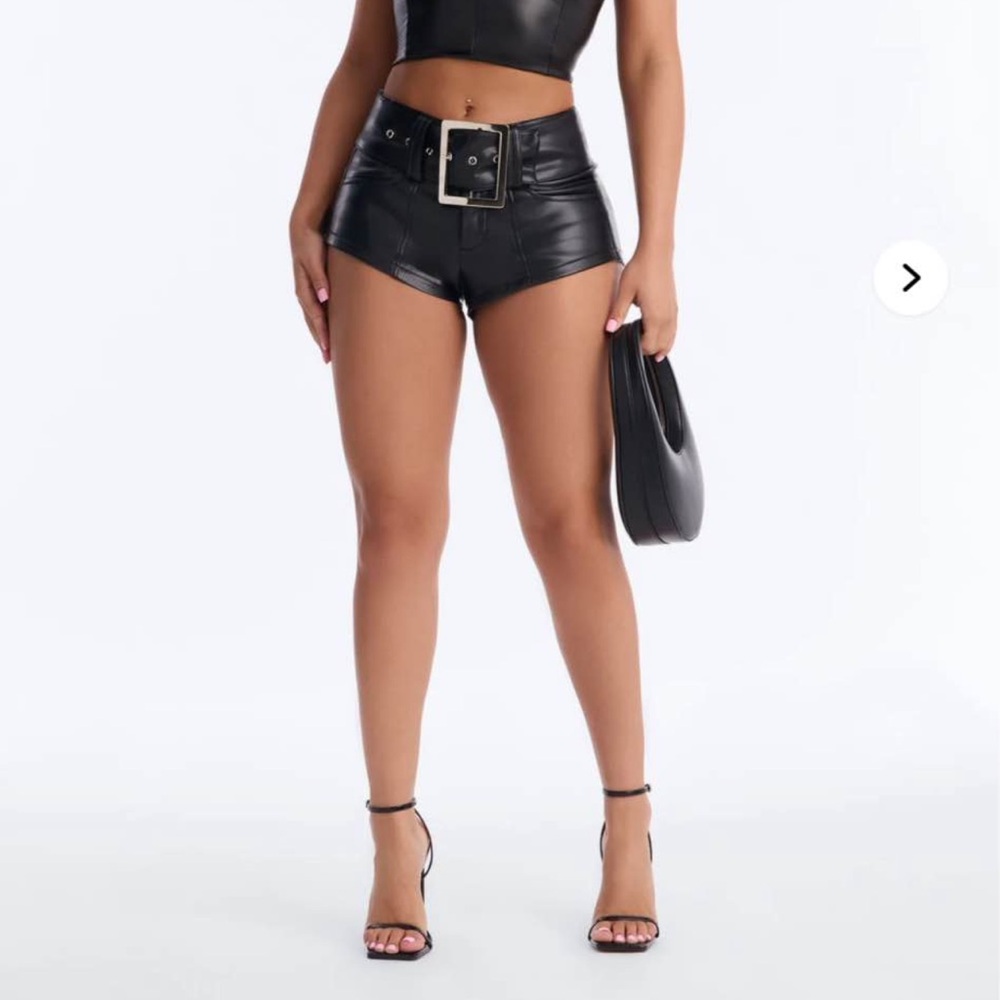 Fashion nova shorts